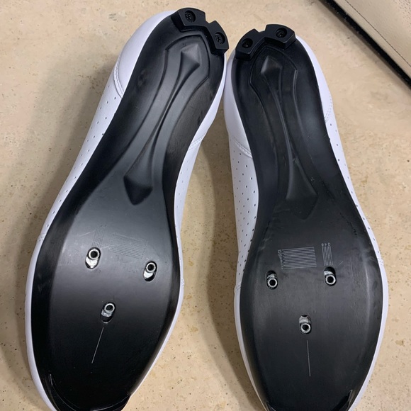 NWT fizik men’s cycling/ racing/ spinning shoes 🚵‍♀️ - Picture 10 of 10